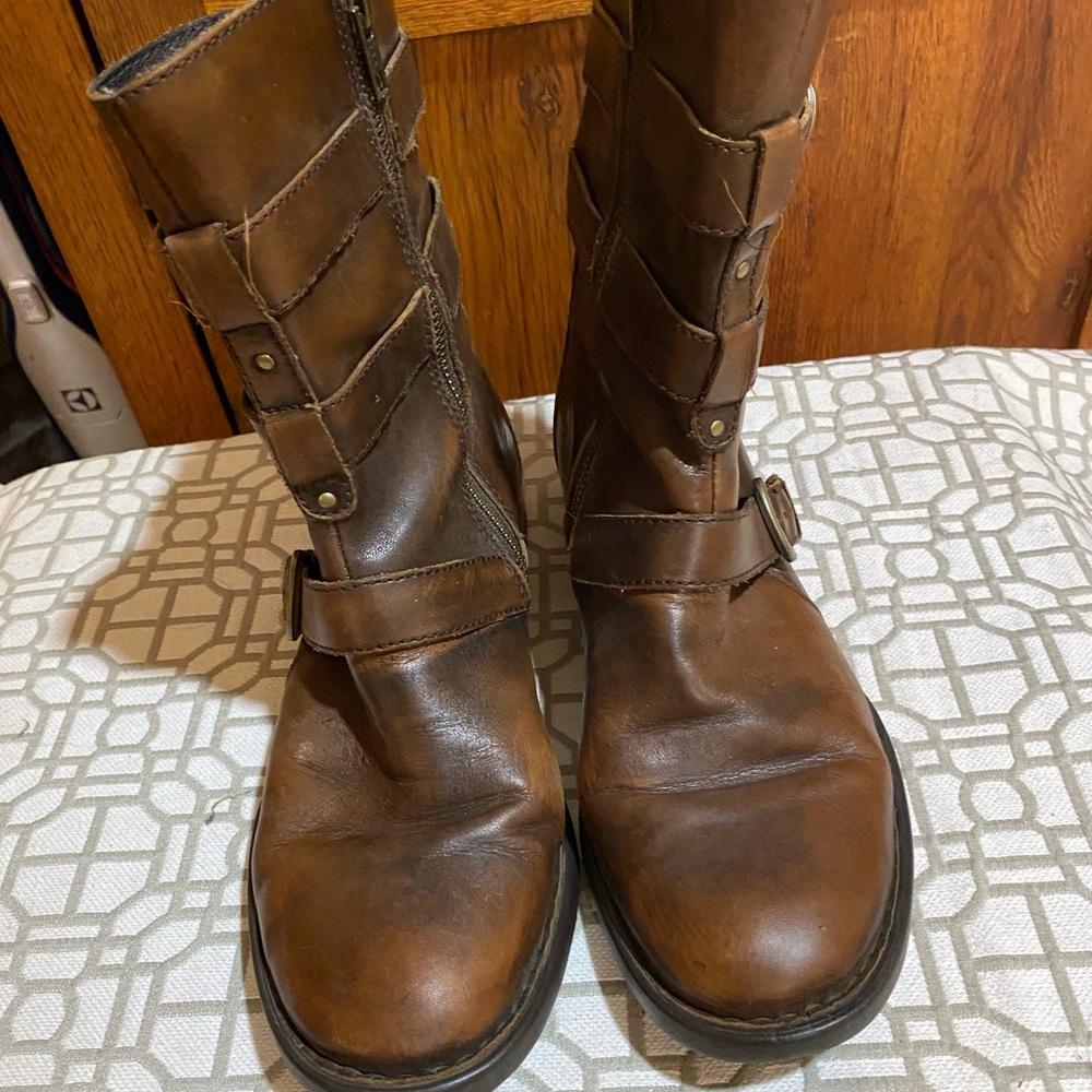 Women’s Brown Leather boots